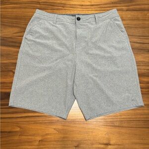 RESERVE 20" HYBRID SHORTS